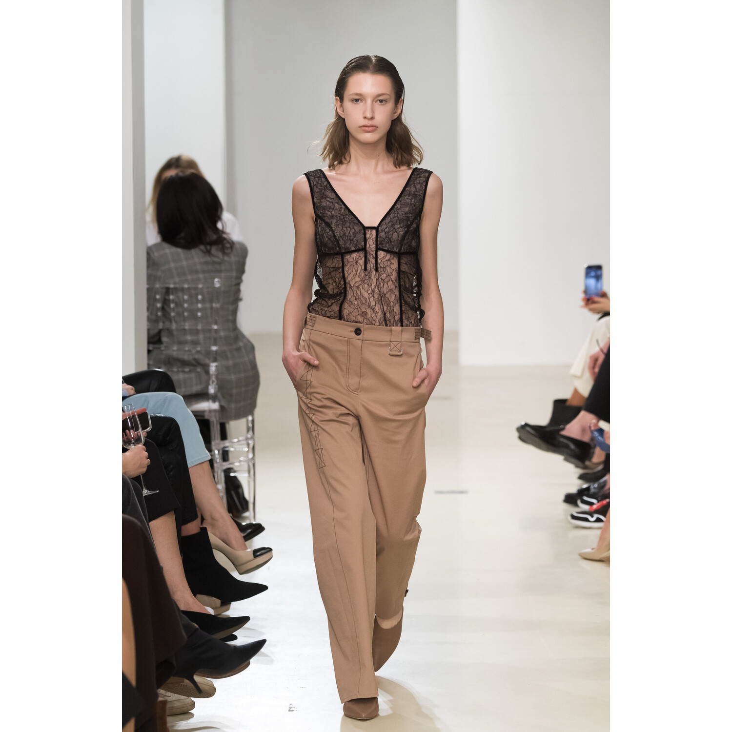 Фото Ruban Fall 2019 Ready-to-Wear / Ruban осень-зима 2019 / Неделя моды: Москва